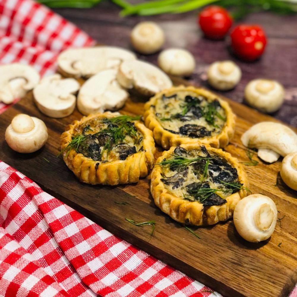 перепечки с грибами 8 шт. перепечки с грибами 8 шт.