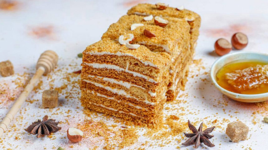 торт медовик - классика для каждого