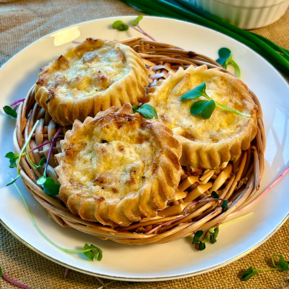 perepechki_s_yaytsom_i_zelenym_lukom