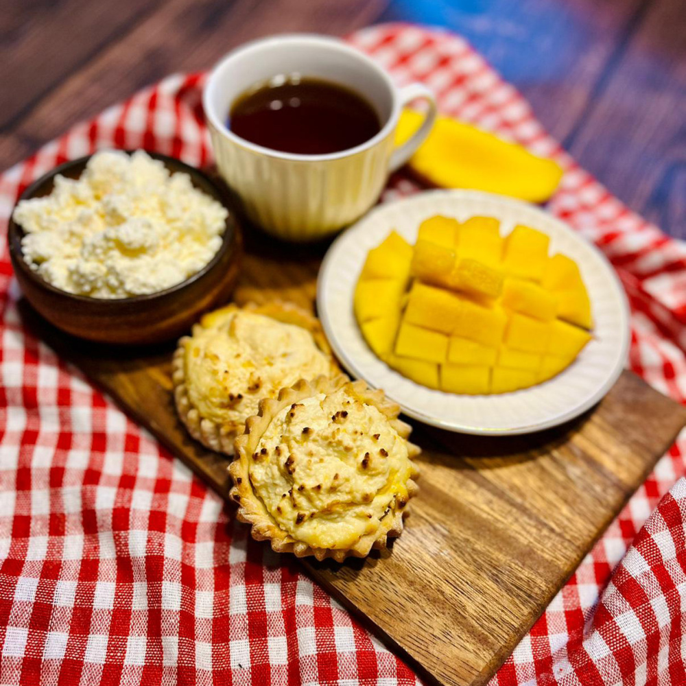 perepechki_s_tvorogom_i_mango